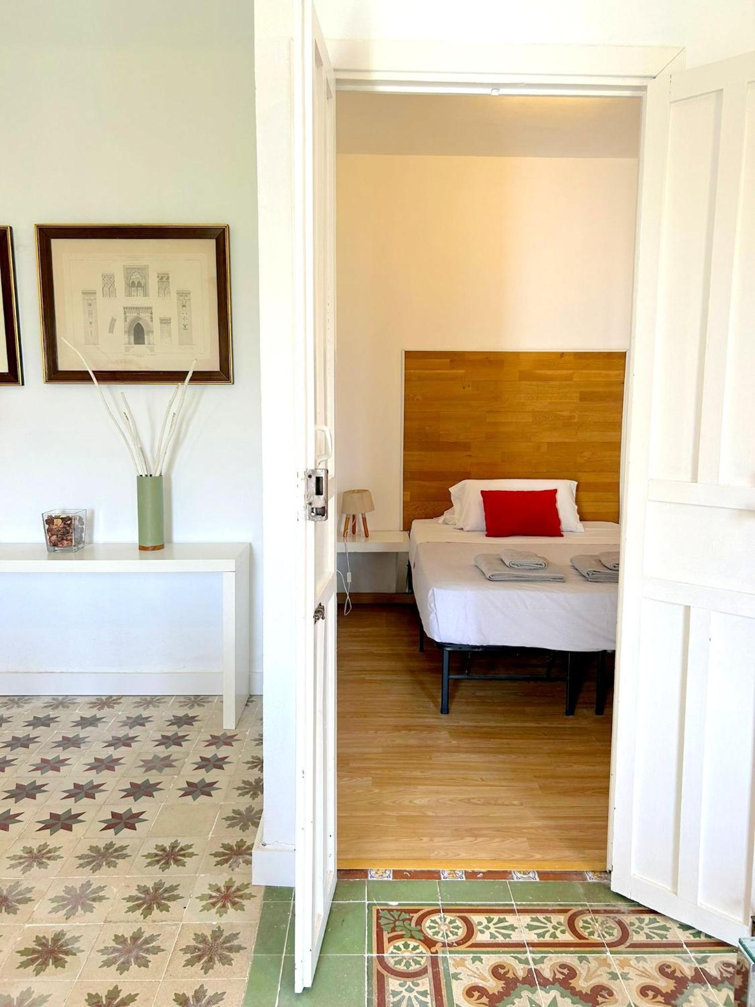 Plaza De Santa Cruz Apartment Seville Luaran gambar