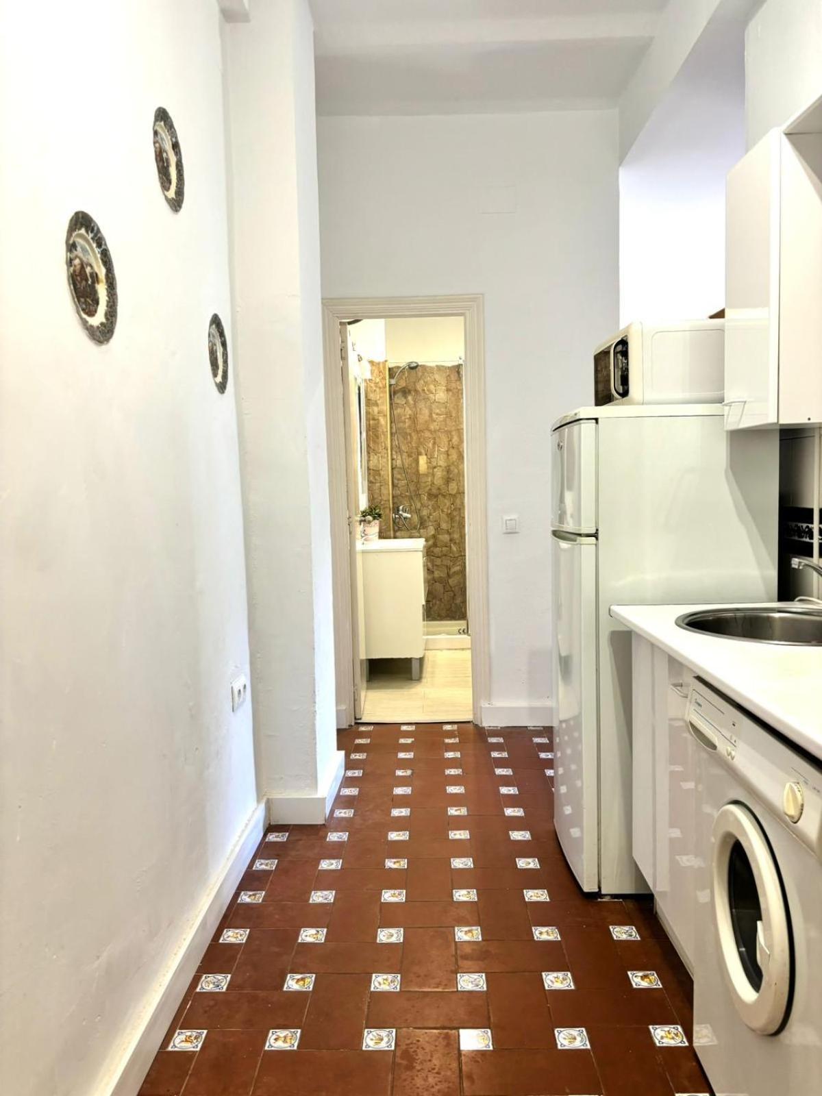 Plaza De Santa Cruz Apartment Seville Luaran gambar